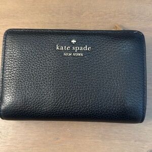 Kate Spade Leila Medium Compact Bifold Wallet - Black Leather